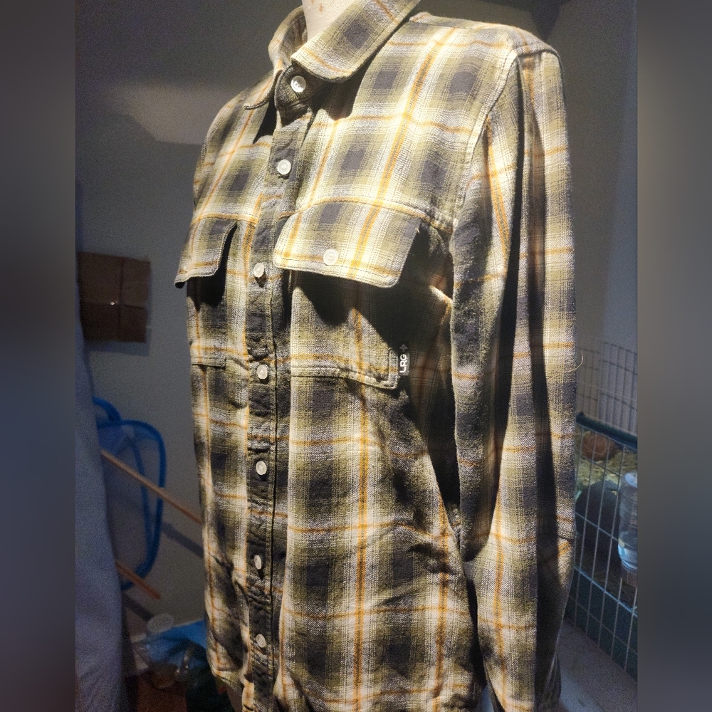 Lrg small green flannel